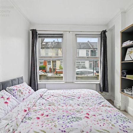 Cosy Tottenham Apartment Sleeps 4 London Eksteriør bilde