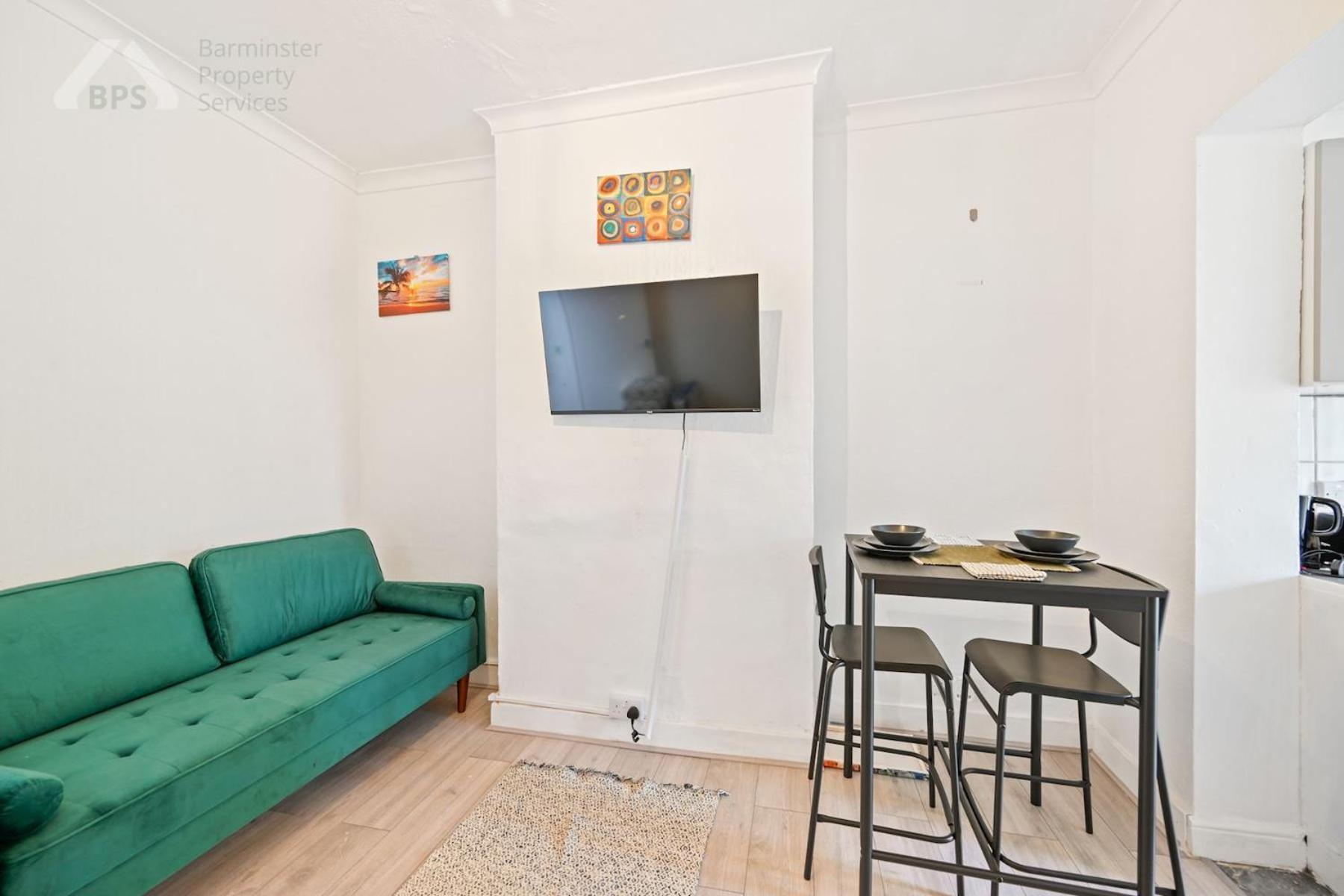 Cosy Tottenham Apartment Sleeps 4 London Eksteriør bilde